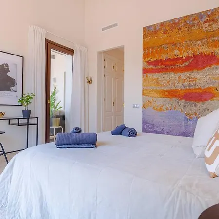 Villa Surrounded By Stunning Views -5 Bedrooms Estepona