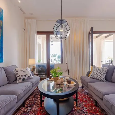 Surrounded By Stunning Views -5 Bedrooms Villa Estepona
