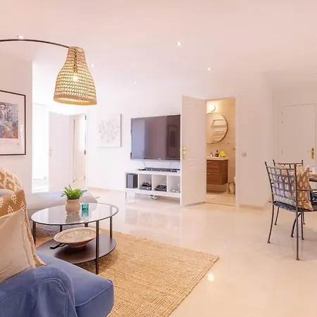 Surrounded By Stunning Views -5 Bedrooms * Estepona